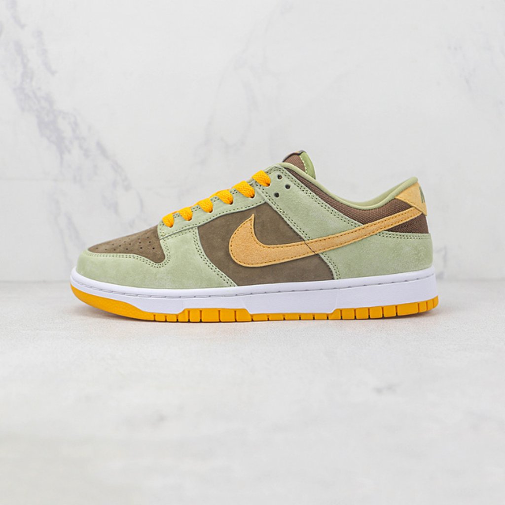 Sb Dunk Low Dusty Olive And Pro Gold Nike Unisex Sneakers